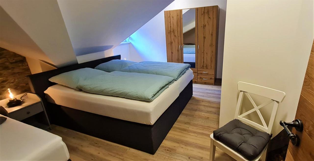 Ferienwohnung Am Fluss Klotten Eksteriør billede